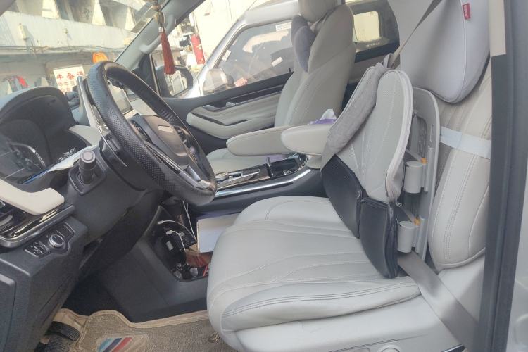 Used SAIC MAXUS G20 2021 PLUS 2.0T Gasoline Automatic Executive Edition Left Front Seat
