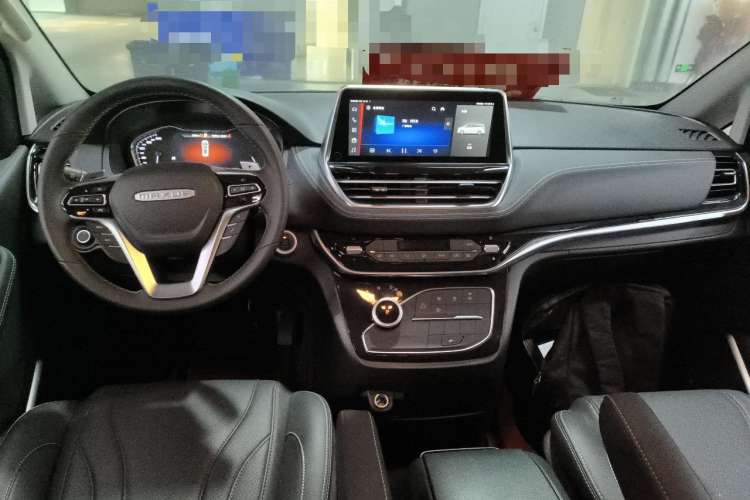 Used SAIC MAXUS G20 2021 Facelifted PLUS 2.0T Diesel Automatic Luxury Edition Center Console