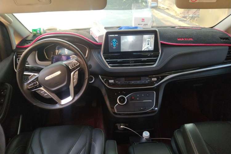 Used SAIC MAXUS G20 2021 Facelifted PLUS 2.0T Diesel Automatic Luxury Edition Center Console