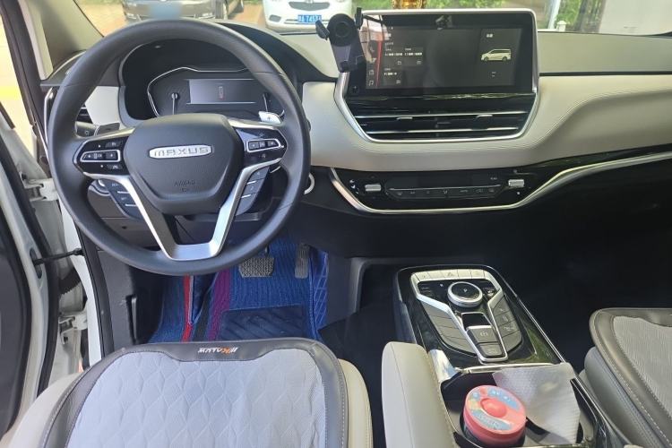 Used SAIC MAXUS G20 2021 Facelifted PLUS 2.0T Gasoline Automatic Luxury Edition Center Console