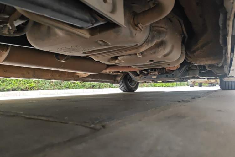 Used SAIC MAXUS G20 2021 PLUS 2.0T Diesel Automatic Executive Edition Chassis Rear Right