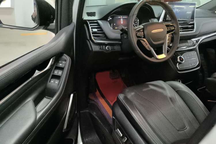 Used SAIC MAXUS G20 2021 Facelifted PLUS 2.0T Diesel Automatic Luxury Edition Driver Seat