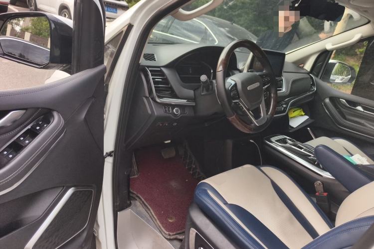 Used SAIC MAXUS G20 2021 Facelifted PLUS 2.0T Gasoline Automatic Luxury Edition Driver Seat