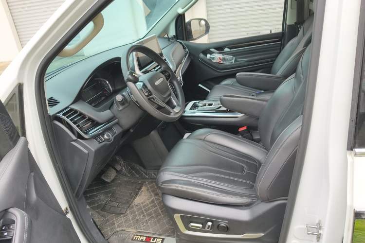 Used SAIC MAXUS G20 2021 Facelifted PLUS 2.0T Gasoline Automatic Luxury Edition Driver Seat