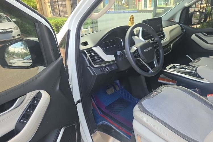 Used SAIC MAXUS G20 2021 Facelifted PLUS 2.0T Gasoline Automatic Luxury Edition Driver Seat