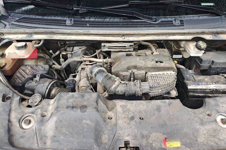 Used SAIC MAXUS G20 2021 Facelifted PLUS 2.0T Diesel Automatic Luxury Edition Engine Bay