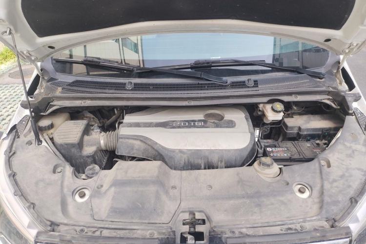 Used SAIC MAXUS G20 2021 PLUS 2.0T Gasoline Automatic Luxury Edition Engine Bay