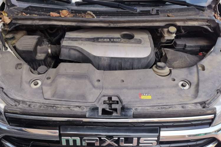 Used SAIC MAXUS G20 2021 PLUS 2.0T Gasoline Automatic Luxury Edition Engine Bay