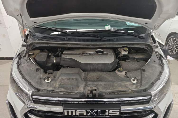 Used SAIC MAXUS G20 2021 PLUS 2.0T Gasoline Automatic Luxury Edition Engine Bay