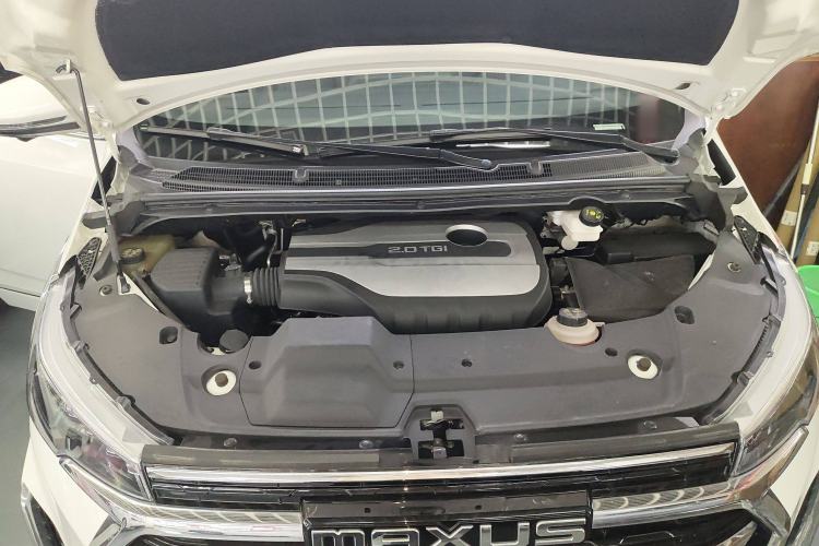 Used SAIC MAXUS G20 2021 Facelifted PLUS 2.0T Gasoline Automatic Luxury Edition Engine Bay