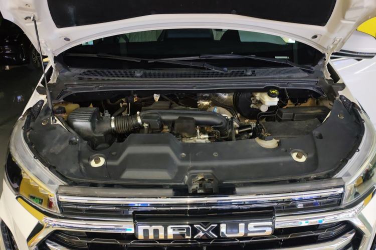 Used SAIC MAXUS G20 2021 PLUS 2.0T Gasoline Automatic Luxury Edition Engine Bay