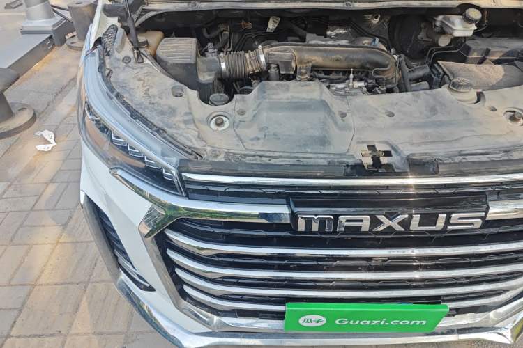 Used SAIC MAXUS G20 2021 PLUS 2.0T Gasoline Automatic Luxury Edition Engine Bay Right