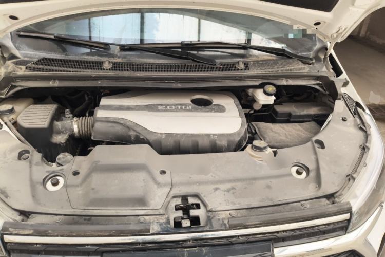 Used SAIC MAXUS G20 2021 PLUS 2.0T Gasoline Automatic Luxury Edition Engine Bay