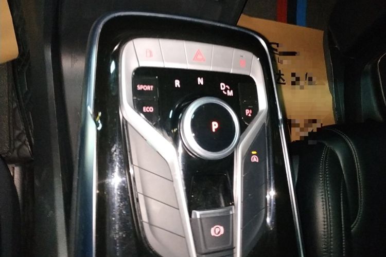 Used SAIC MAXUS G20 2021 PLUS 2.0T Gasoline Automatic Luxury Edition Gear Lever