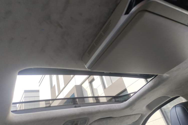 Used SAIC MAXUS G20 2021 PLUS 2.0T Gasoline Automatic Luxury Edition Headliner