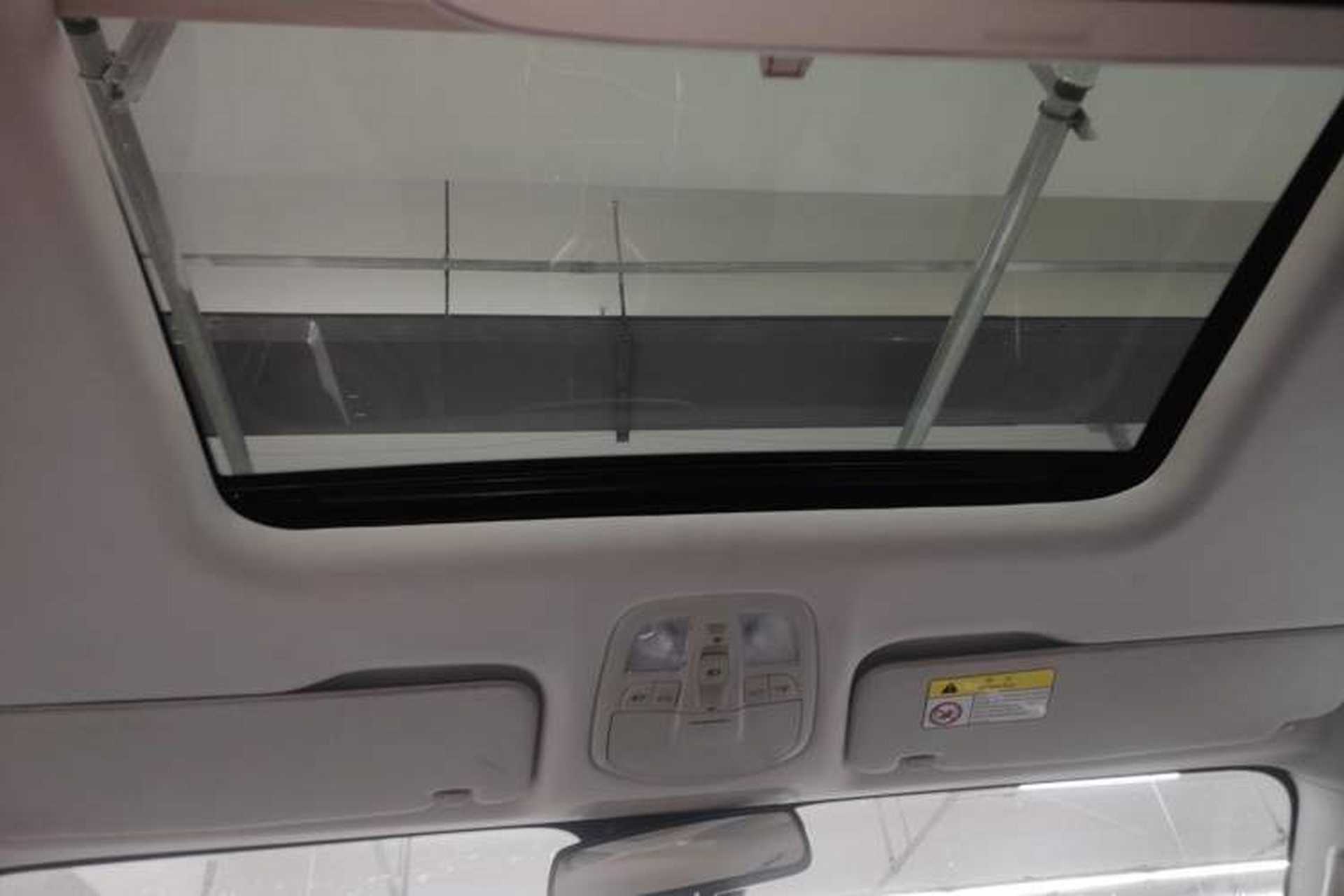 Used SAIC MAXUS G20 2021 PLUS 2.0T Gasoline Automatic ZhiZun Edition Headliner
