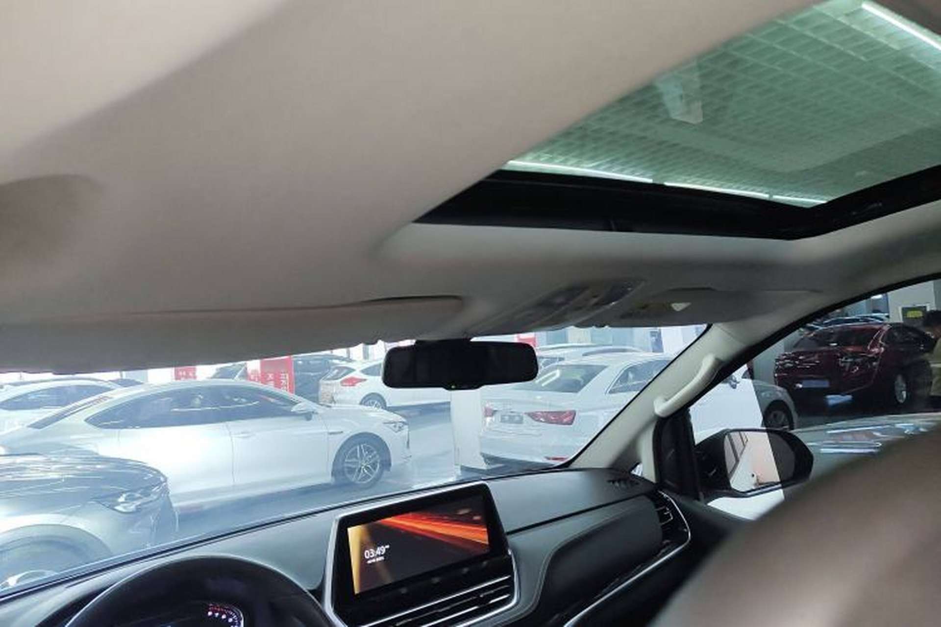 Used SAIC MAXUS G20 2021 Facelifted PLUS 2.0T Gasoline Automatic Luxury Edition Headliner