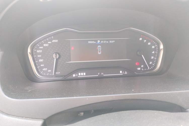 Used SAIC MAXUS G20 2021 PLUS 2.0T Gasoline Automatic Luxury Edition Instrument Cluster