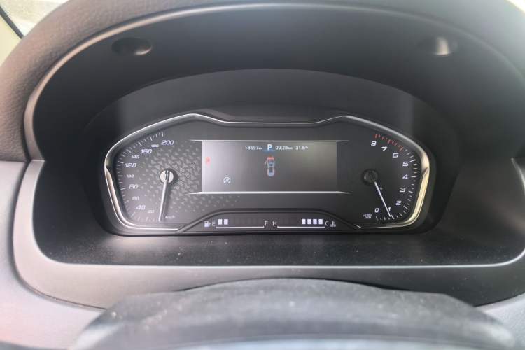 Used SAIC MAXUS G20 2021 PLUS 2.0T Gasoline Automatic Selected Executive Edition Instrument Cluster