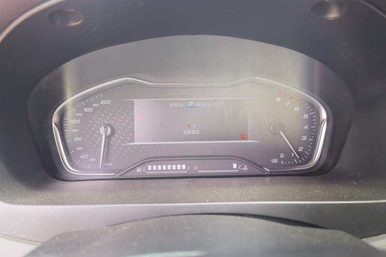 Used SAIC MAXUS G20 2021 PLUS 2.0T Gasoline Automatic Luxury Edition Instrument Cluster