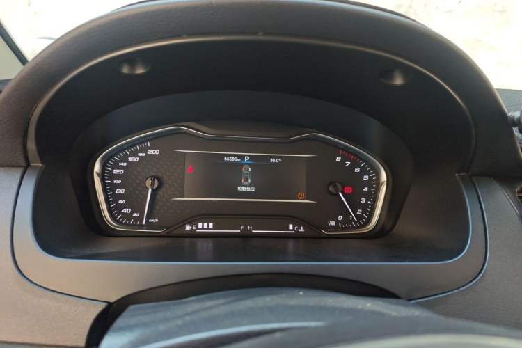 Used SAIC MAXUS G20 2021 PLUS 2.0T Gasoline Automatic Flagship Edition Instrument Cluster