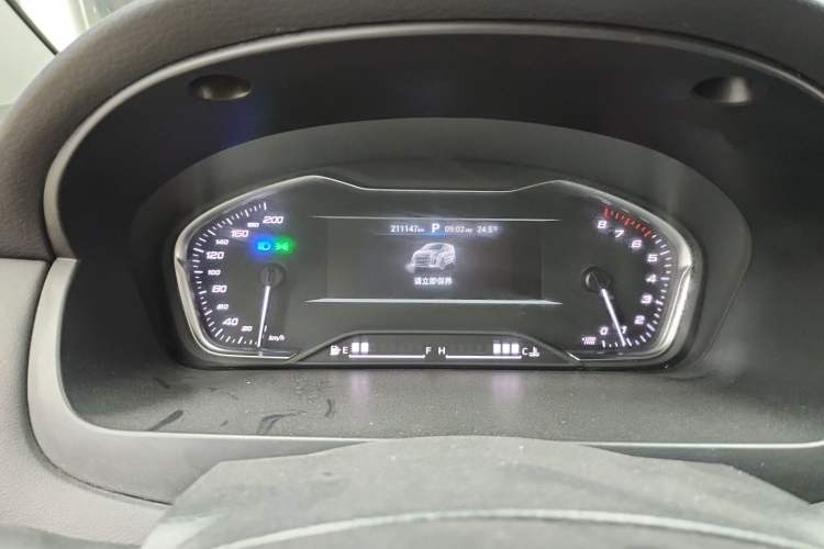 Used SAIC MAXUS G20 2021 Facelifted PLUS 2.0T Gasoline Automatic Luxury Edition Instrument Cluster