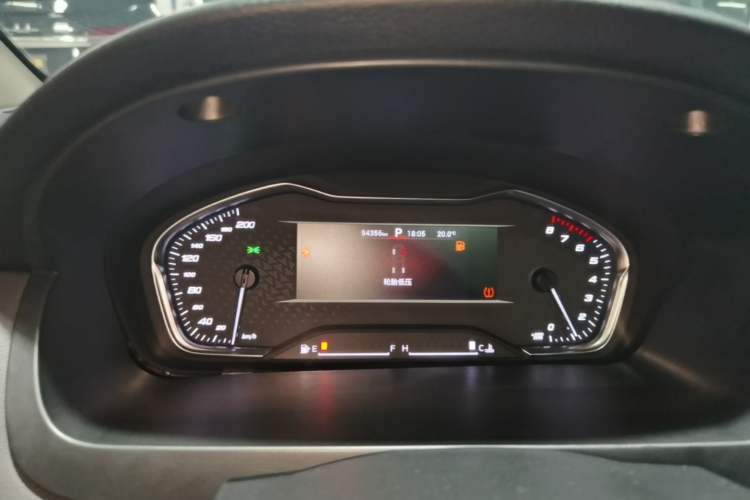 Used SAIC MAXUS G20 2021 PLUS 2.0T Gasoline Automatic Luxury Edition Instrument Cluster