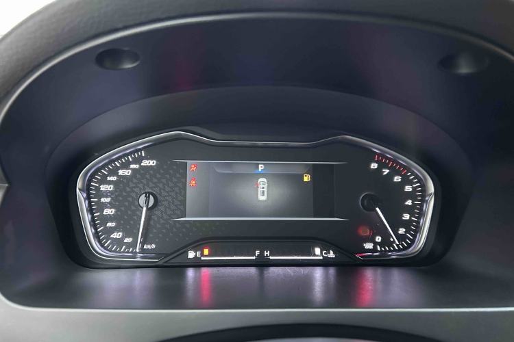 Used SAIC MAXUS G20 2021 Facelifted PLUS 2.0T Gasoline Automatic Luxury Edition Instrument Cluster