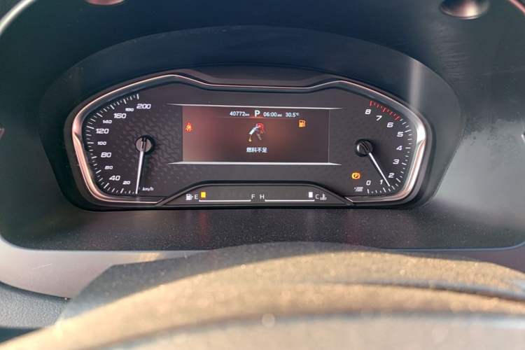 Used SAIC MAXUS G20 2021 Facelifted PLUS 2.0T Gasoline Automatic Luxury Edition Instrument Cluster