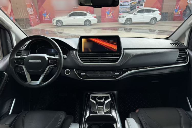 Used SAIC MAXUS G20 2021 Facelifted PLUS 2.0T Gasoline Automatic Luxury Edition Interior 2