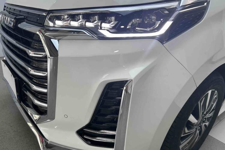 Used SAIC MAXUS G20 2021 Facelifted PLUS 2.0T Gasoline Automatic Luxury Edition Left Front Headlight