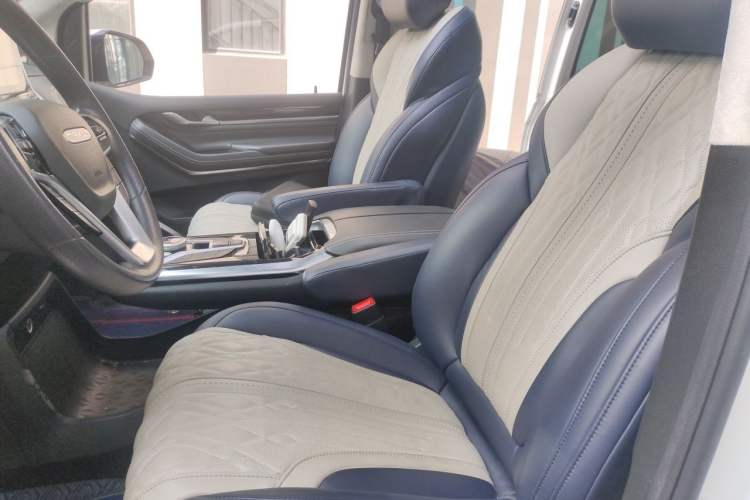 Used SAIC MAXUS G20 2021 PLUS 2.0T Gasoline Automatic Luxury Edition Left Front Seat