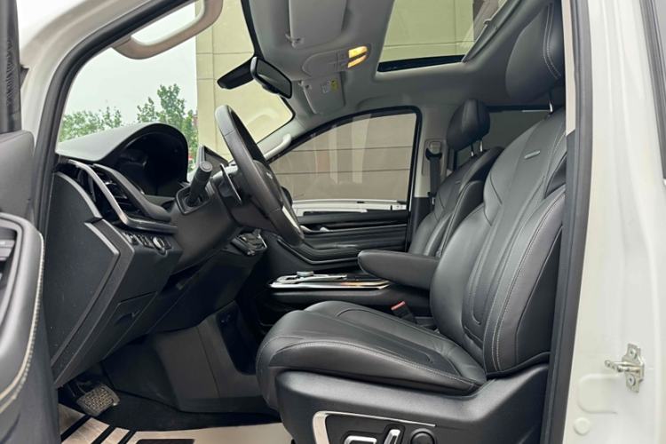 Used SAIC MAXUS G20 2021 Facelifted PLUS 2.0T Gasoline Automatic Luxury Edition Left Front Seat