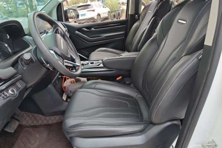 Used SAIC MAXUS G20 2021 Facelifted PLUS 2.0T Gasoline Automatic Luxury Edition Left Front Seat