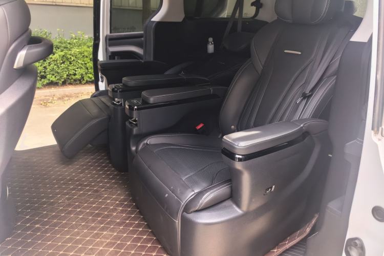 Used SAIC MAXUS G20 2021 PLUS 2.0T Gasoline Automatic Selected Executive Edition Left Rear Seat