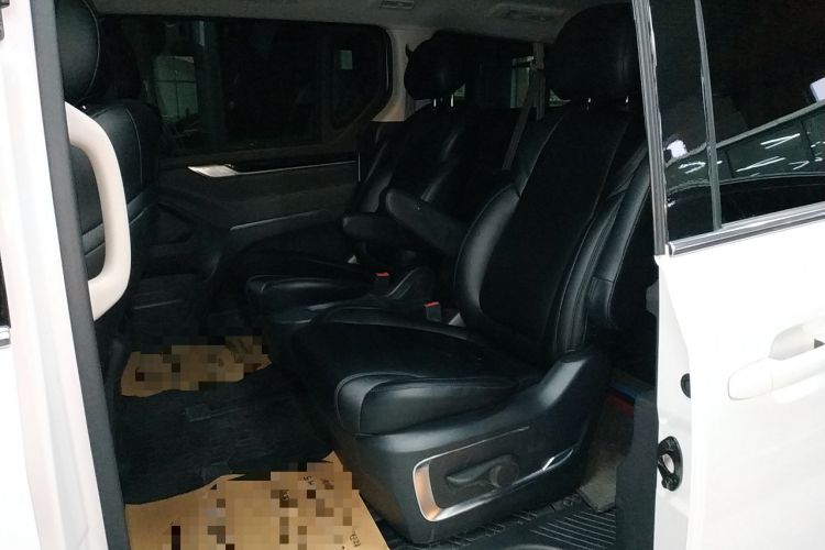 Used SAIC MAXUS G20 2021 PLUS 2.0T Gasoline Automatic Luxury Edition Left Rear Seat