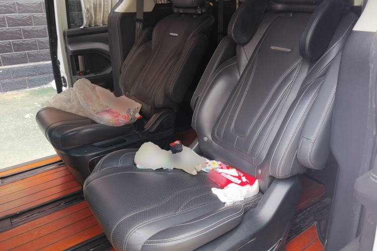 Used SAIC MAXUS G20 2021 PLUS 2.0T Gasoline Automatic Luxury Edition Left Rear Seat