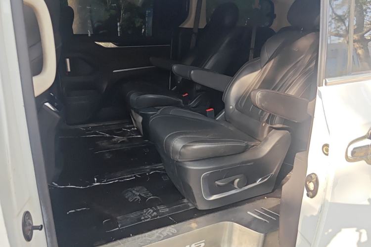 Used SAIC MAXUS G20 2021 PLUS 2.0T Gasoline Automatic Luxury Edition Left Rear Seat