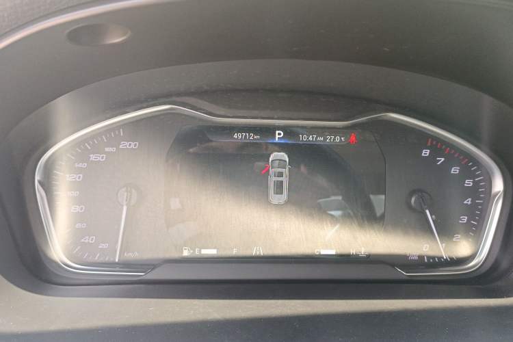 Used SAIC MAXUS G20 2021 PLUS 2.0T Gasoline Automatic ZhiZun Edition Odometer Close Up