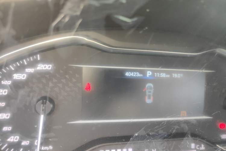 Used SAIC MAXUS G20 2021 PLUS 2.0T Gasoline Automatic Luxury Edition Odometer Close Up