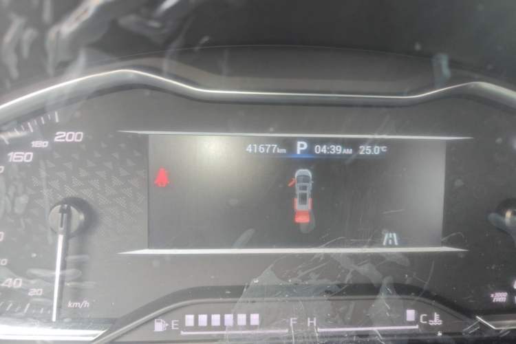Used SAIC MAXUS G20 2021 Facelifted PLUS 2.0T Gasoline Automatic Luxury Edition Odometer Close Up