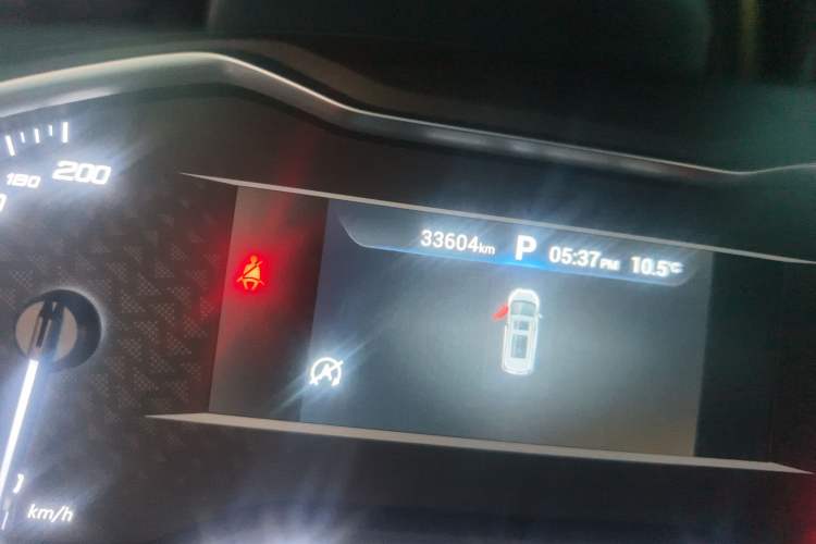 Used SAIC MAXUS G20 2021 PLUS 2.0T Gasoline Automatic Luxury Edition Odometer Close Up