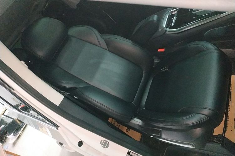 Used SAIC MAXUS G20 2021 PLUS 2.0T Gasoline Automatic Luxury Edition Right Front Seat