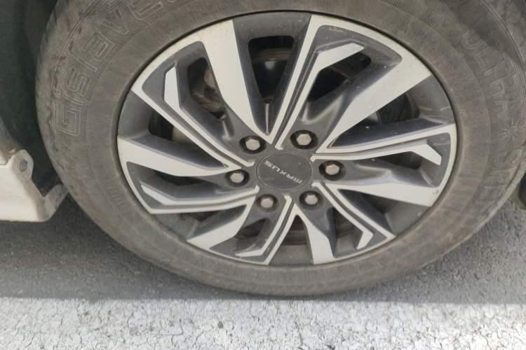 Used SAIC MAXUS G20 2021 PLUS 2.0T Gasoline Automatic Luxury Edition Right Front Wheel Hub