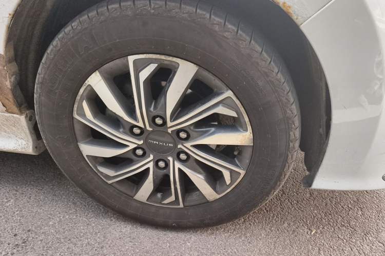 Used SAIC MAXUS G20 2021 Facelifted PLUS 2.0T Gasoline Automatic Luxury Edition Right Front Wheel Hub