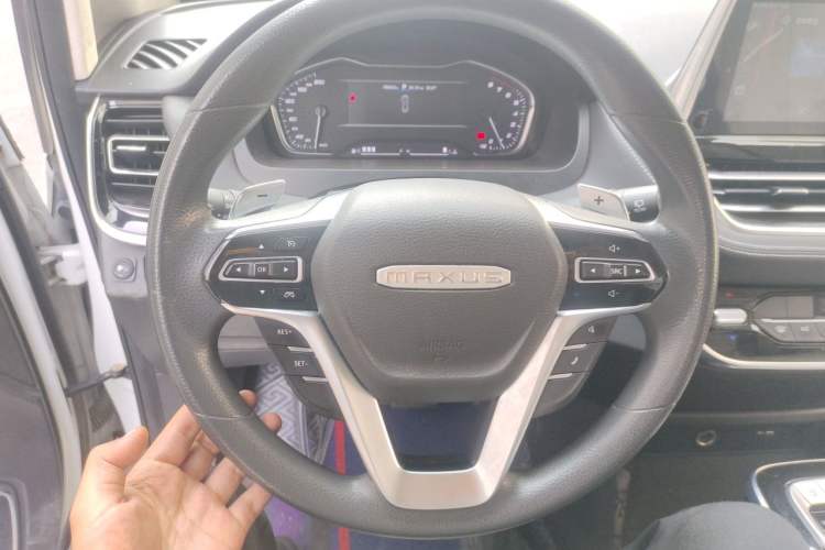 Used SAIC MAXUS G20 2021 PLUS 2.0T Gasoline Automatic Luxury Edition Steering Wheel