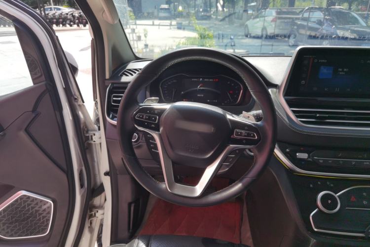 Used SAIC MAXUS G20 2021 PLUS 2.0T Diesel Automatic Luxury Edition Steering Wheel