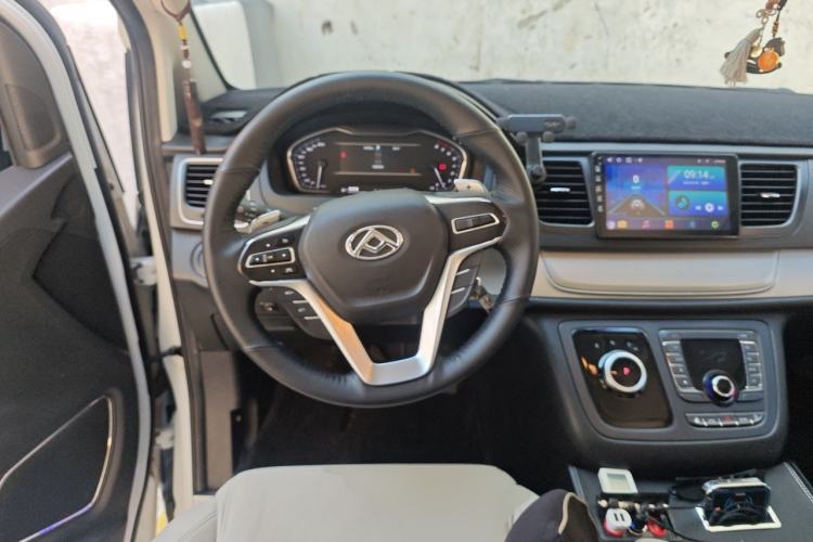 Used SAIC MAXUS G20 2021 PLUS 2.0T Gasoline Automatic Flagship Edition Steering Wheel