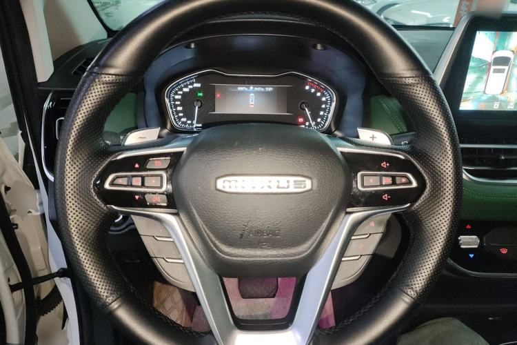 Used SAIC MAXUS G20 2021 Facelifted PLUS 2.0T Gasoline Automatic Luxury Edition Steering Wheel
