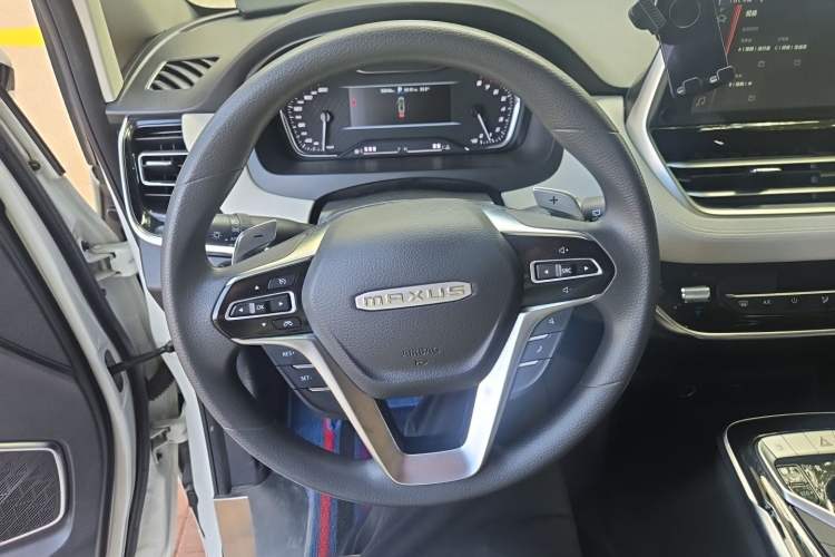 Used SAIC MAXUS G20 2021 Facelifted PLUS 2.0T Gasoline Automatic Luxury Edition Steering Wheel